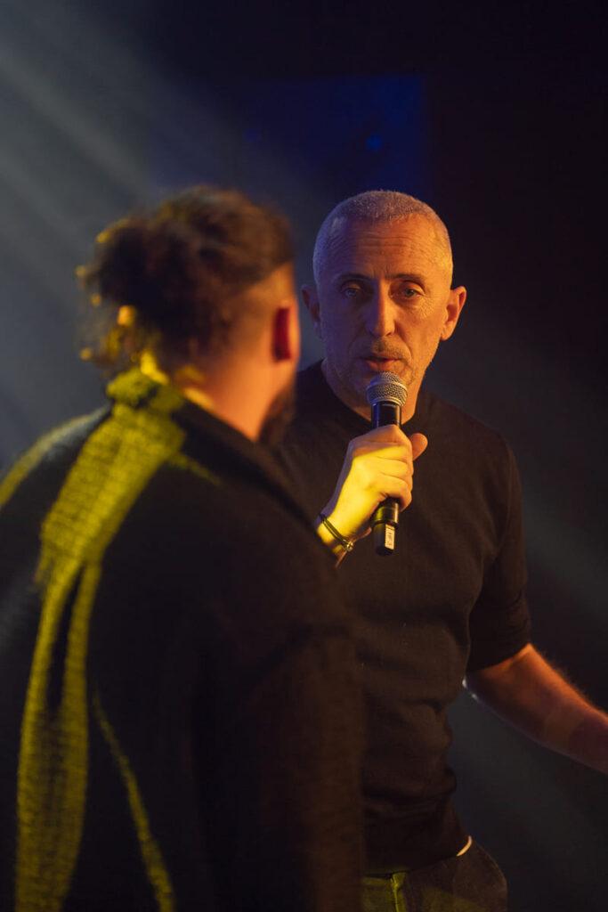 Gad Elmaleh avec Pascal Schiavone au Gala du Bobar Comedy Club