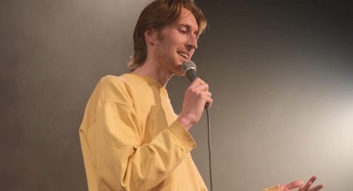 Humoriste Bobar Comedy Club Hugo Sharp